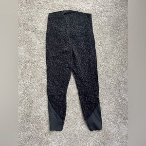 Lululemon high rise tight. 23 inch length. Like new!
